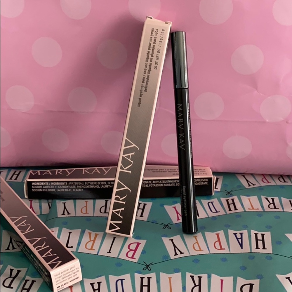 Liquid pen eyeliner